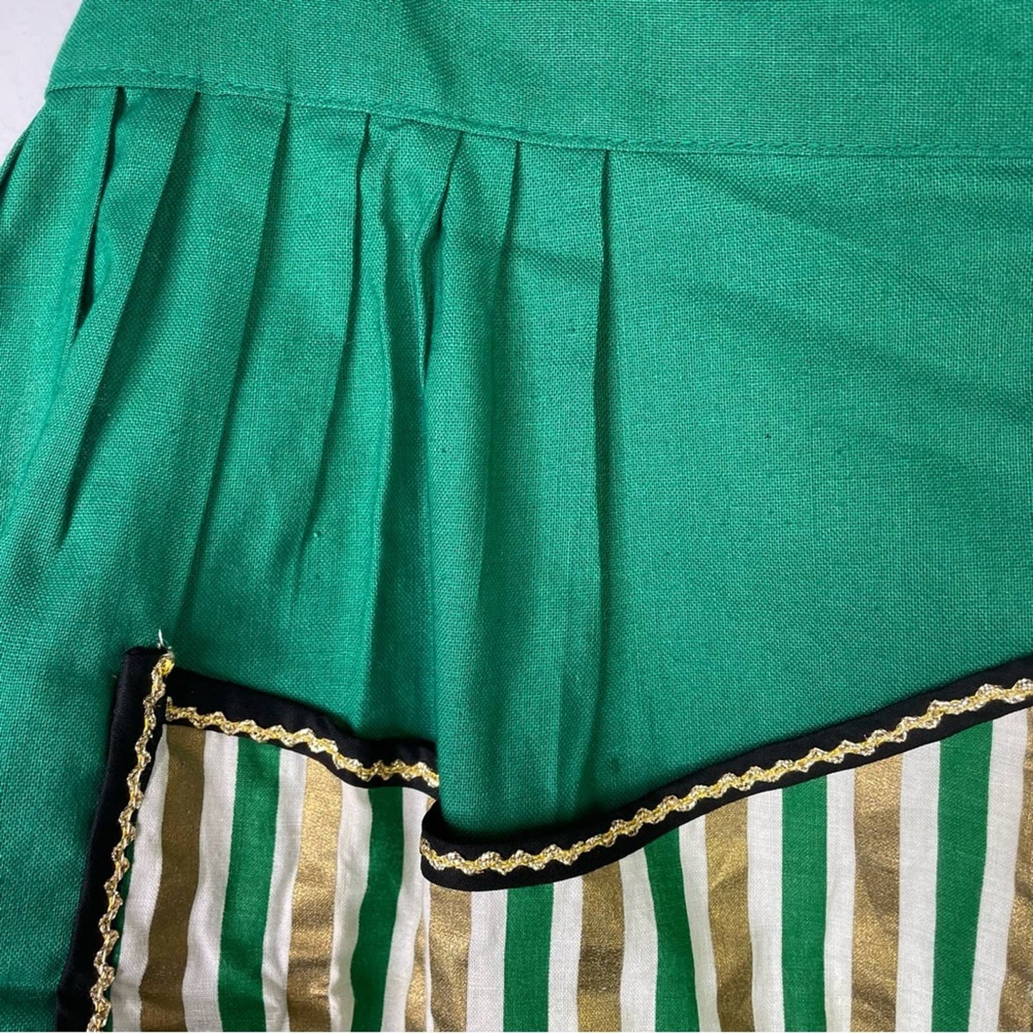Vintage Green Apron Front Pocket Gold Stripes