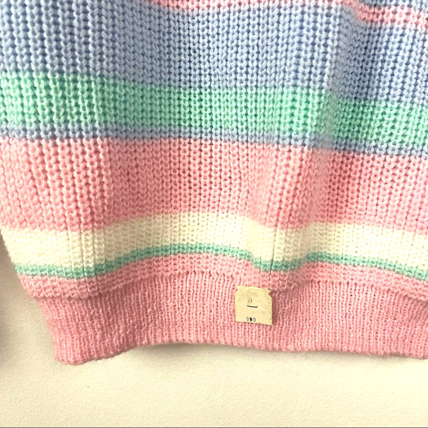 Vintage Bright Knit Sweater Crew Neck Blue Pink Pastels 80s