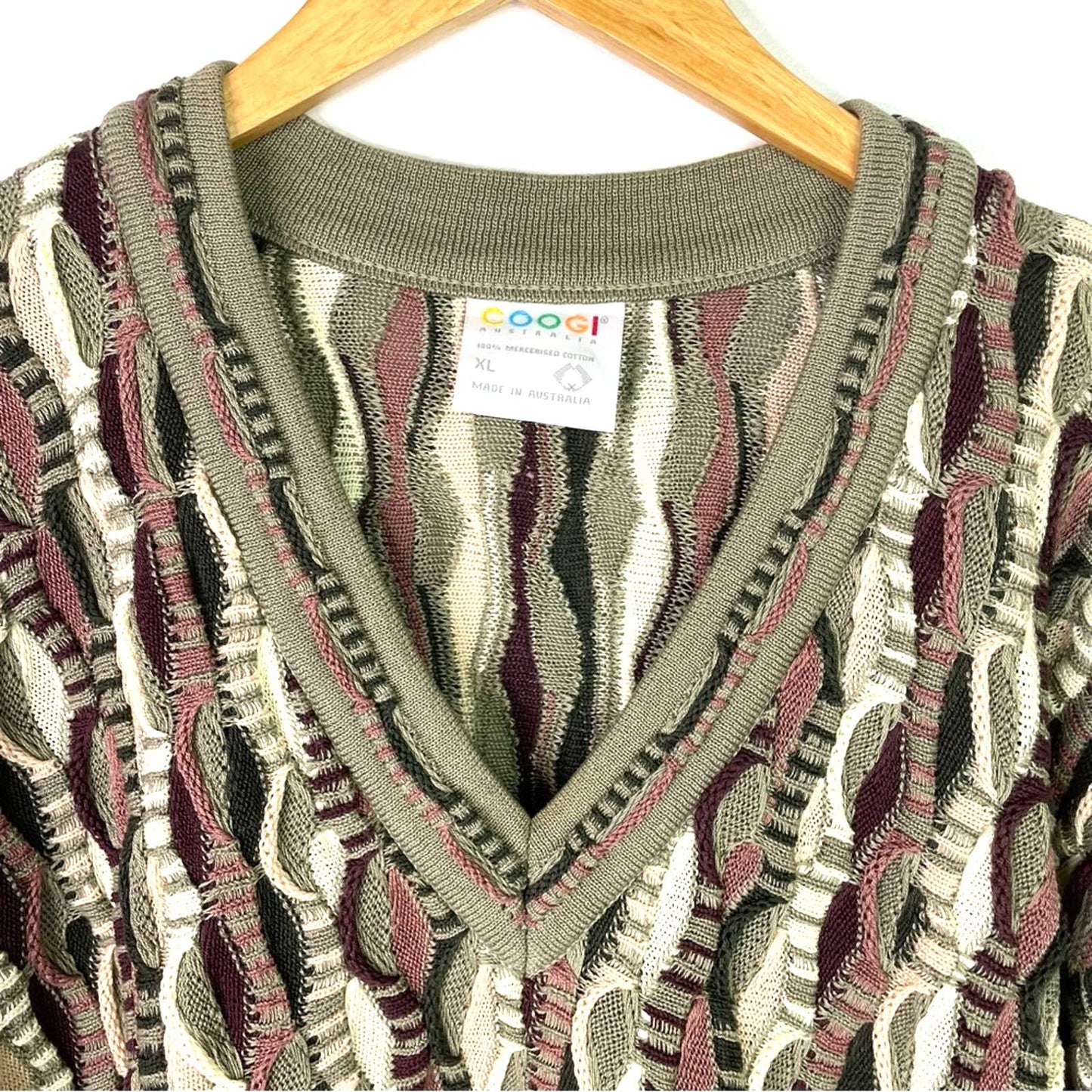 Coogi | Knit Sweater Tan Green Chunky Knit 3 D Pattern XL