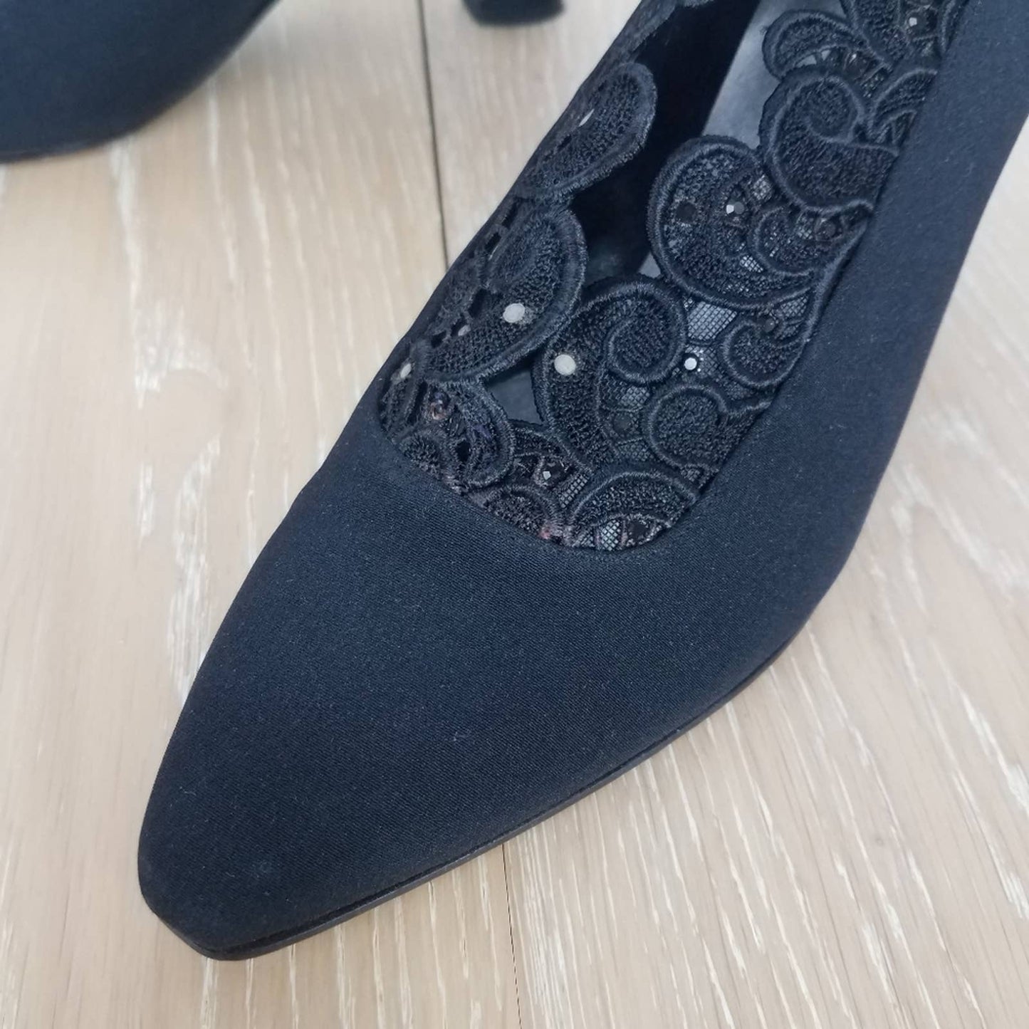 Stuart Weitzman | Vintage Black Pumps Lace Jeweled 6.5
