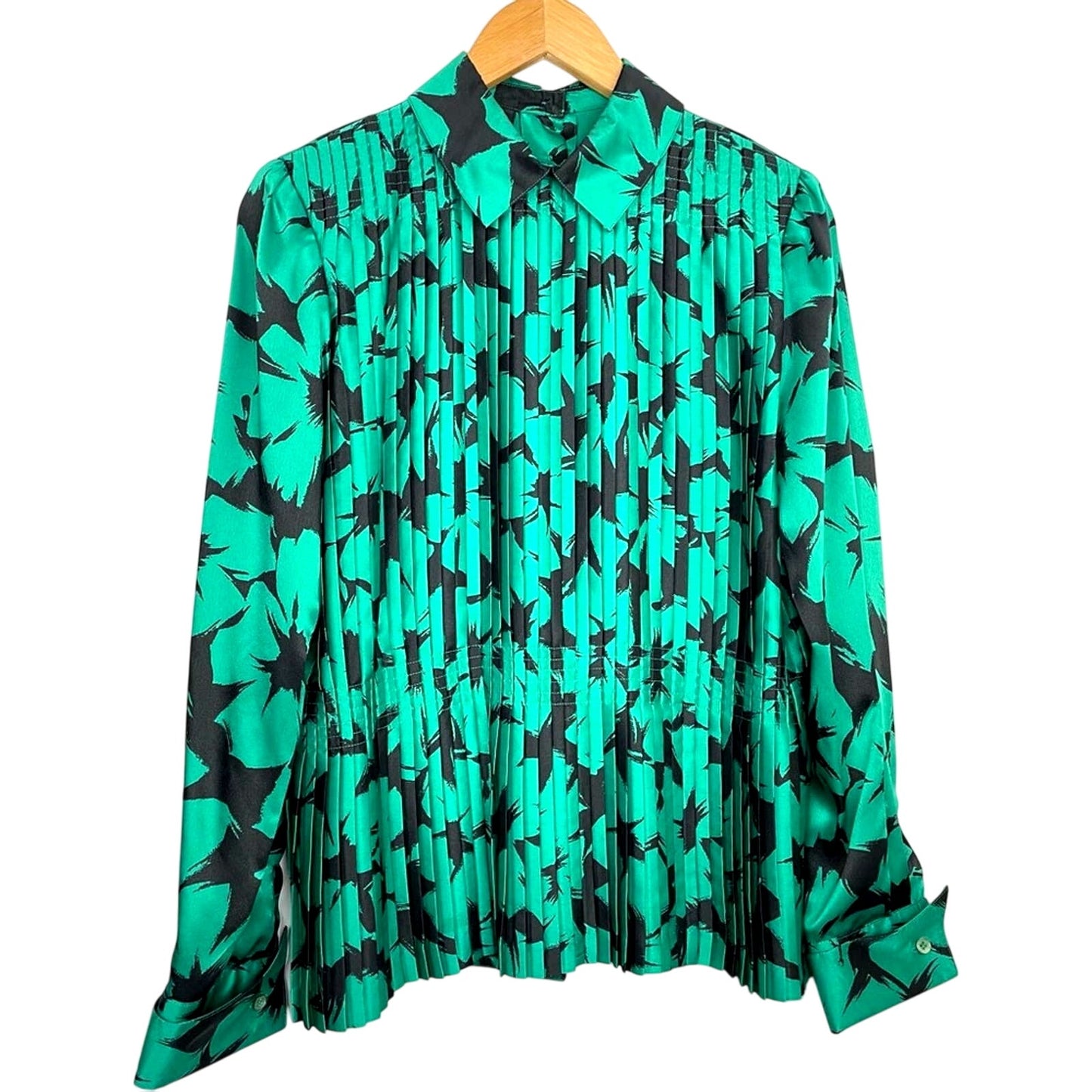 Vintage | Green & Black Blouse Button Down Back Pleated Floral Top Silky