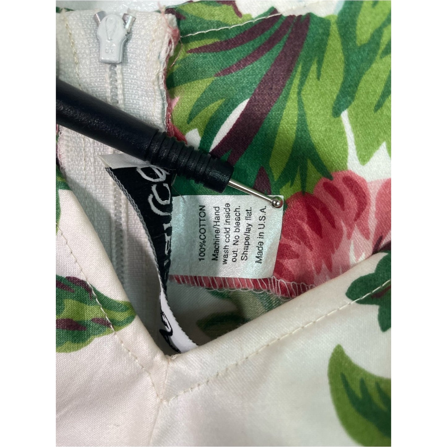 Vintage Floral Sundress in White with Pink & Green Bouquet Lace Whimsy Large