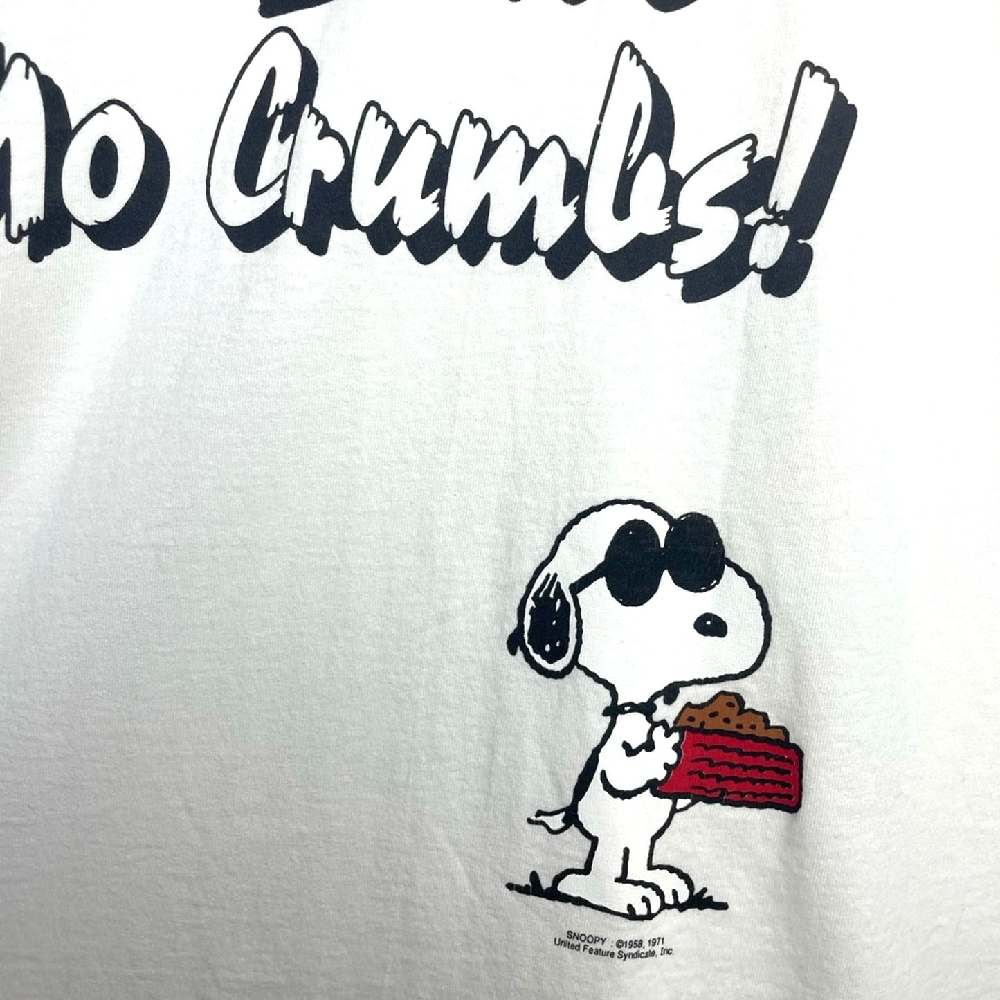 White Snoopy Graphic T-Shirt Vintage Leave No Crumbs Deadstock Medium