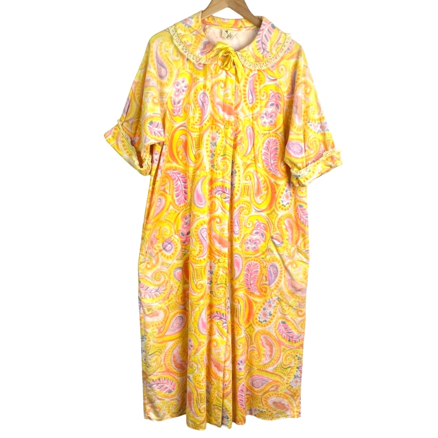 Vintage Flannel Paisley Robe Yellow Pink Nightgown
