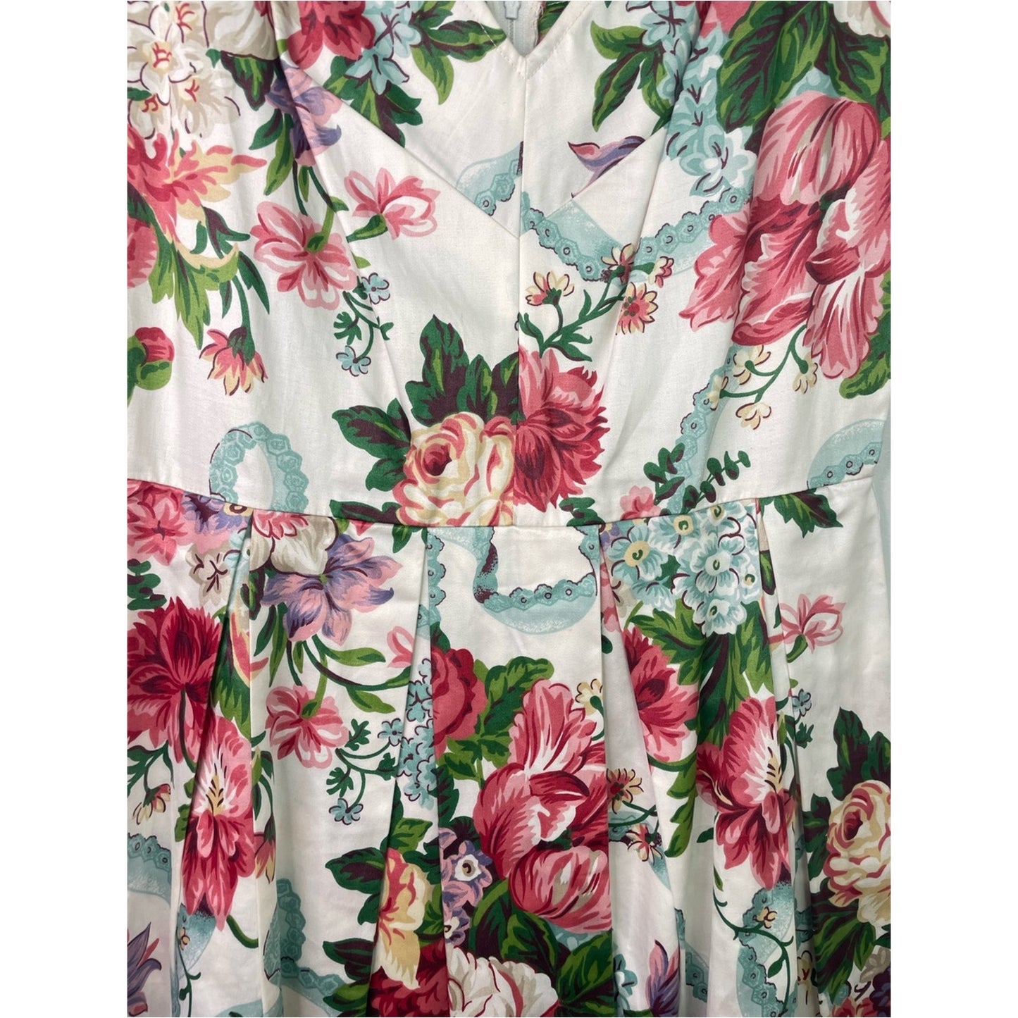 Vintage Floral Sundress in White with Pink & Green Bouquet Lace Whimsy Large