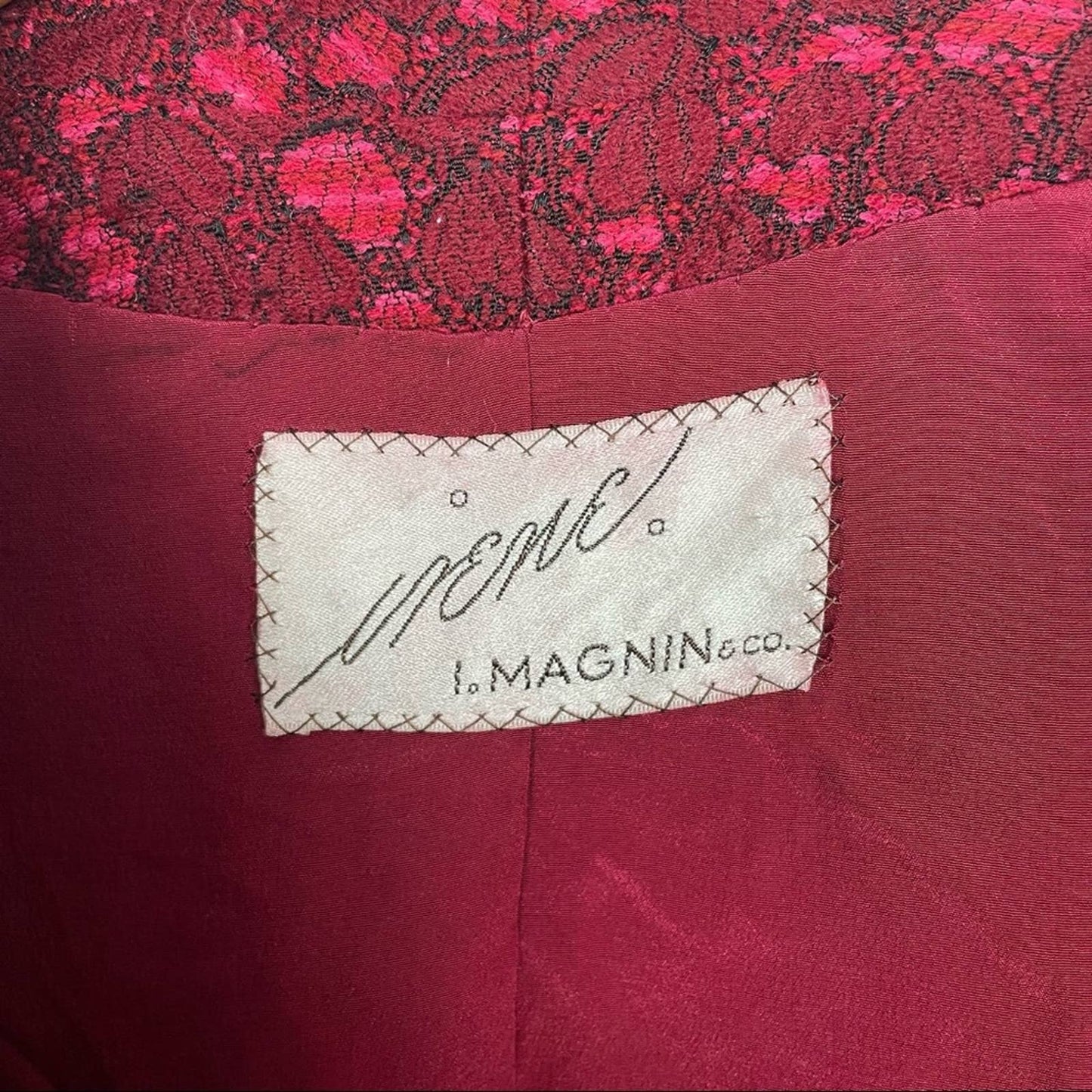 Vintage I.Magnin | Hearts Cropped Jacket Red & Pink Bow at Collar