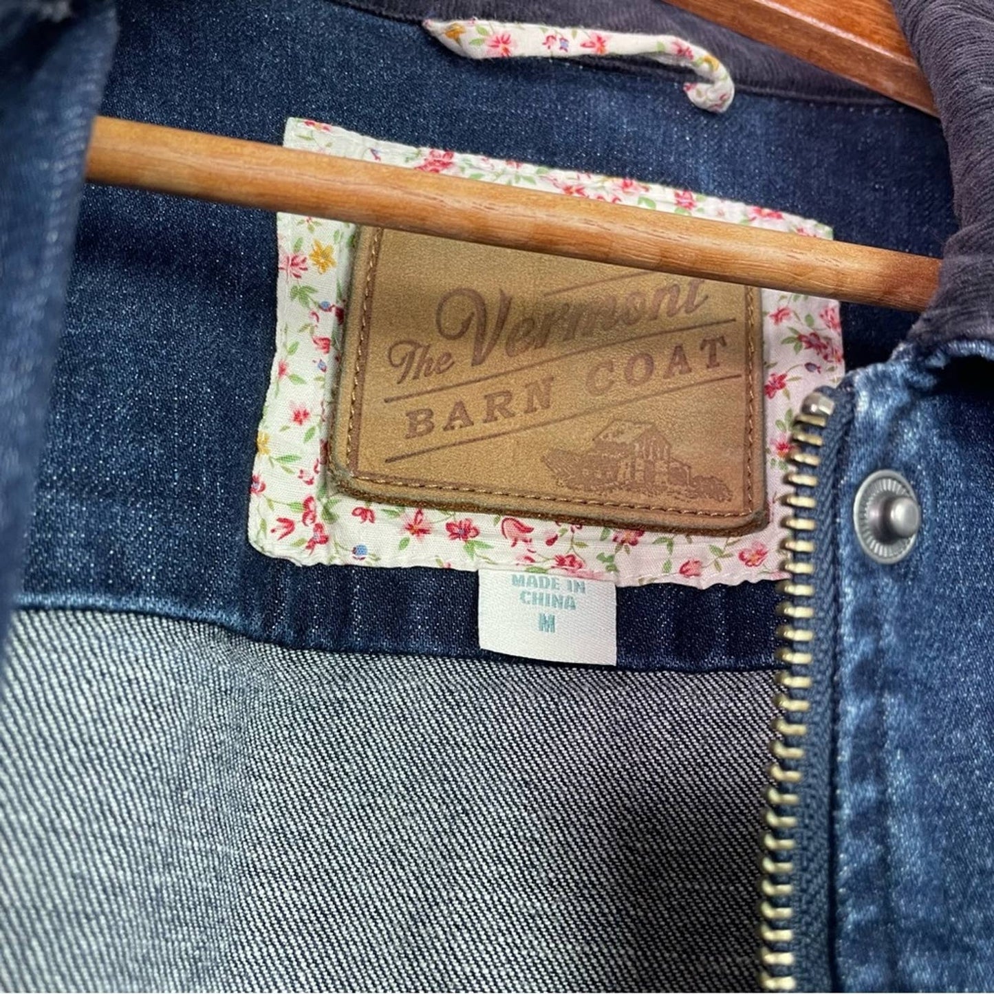 The Vermont Barn Coat Denim Jacket Many Pockets Utility M