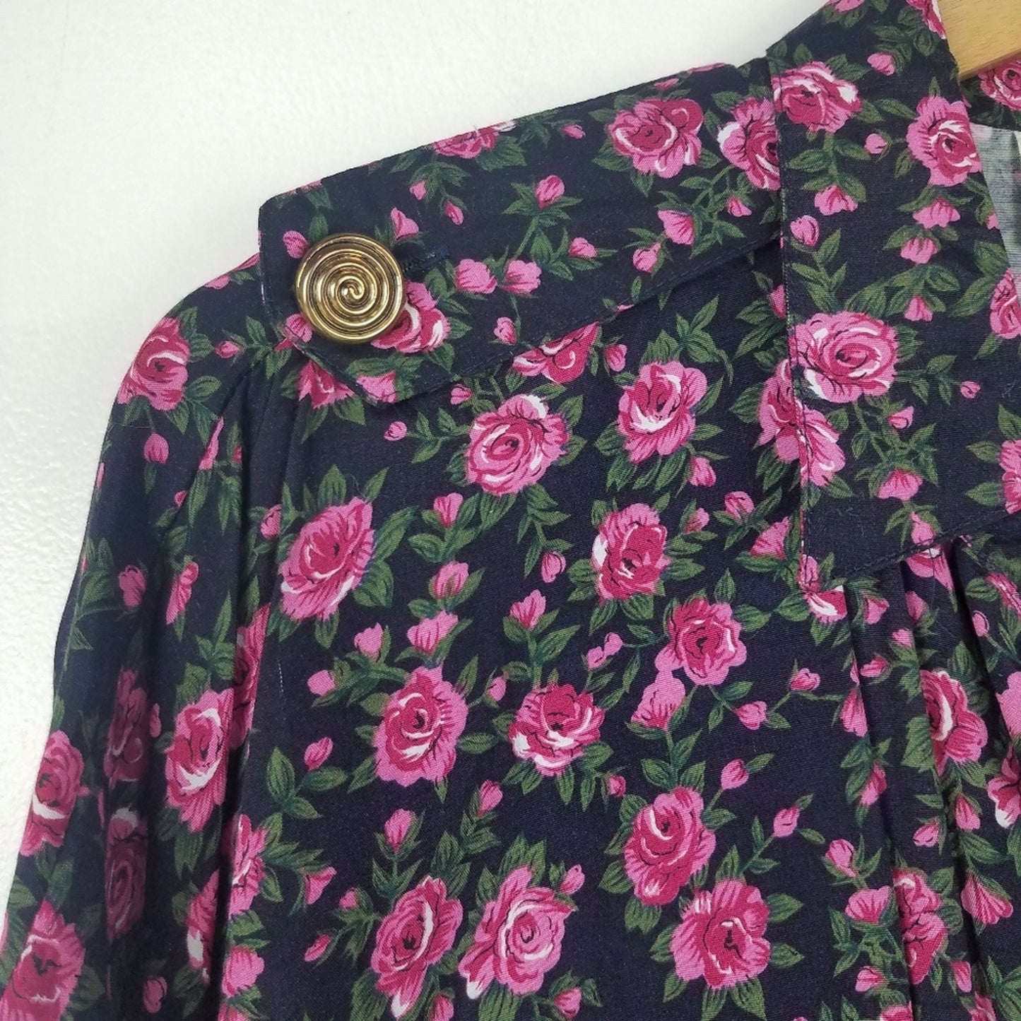 Vintage Pink Rose Print Shirt Dress Black Gold Buttons 8